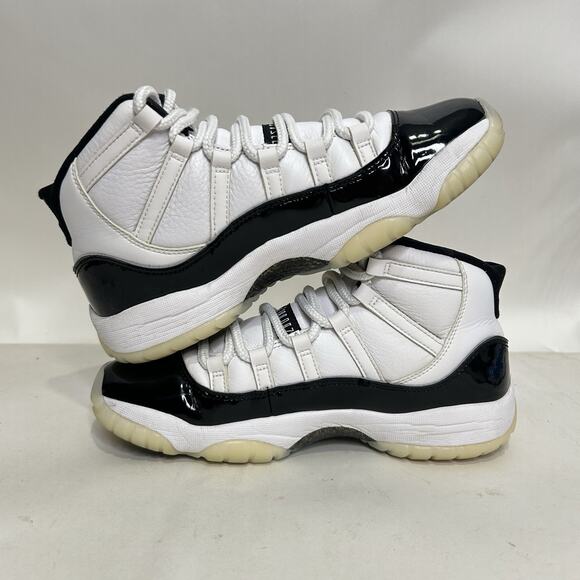 Nike Air Jordan 11 Retro GS “Gratitude/Defining Moments” - Picture 3 of 8